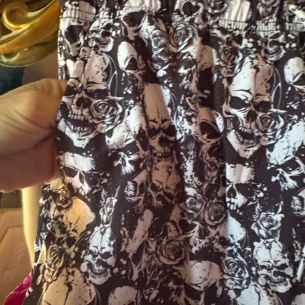 Black and White Skull Print  swim Shorts - Picture 3 of 7